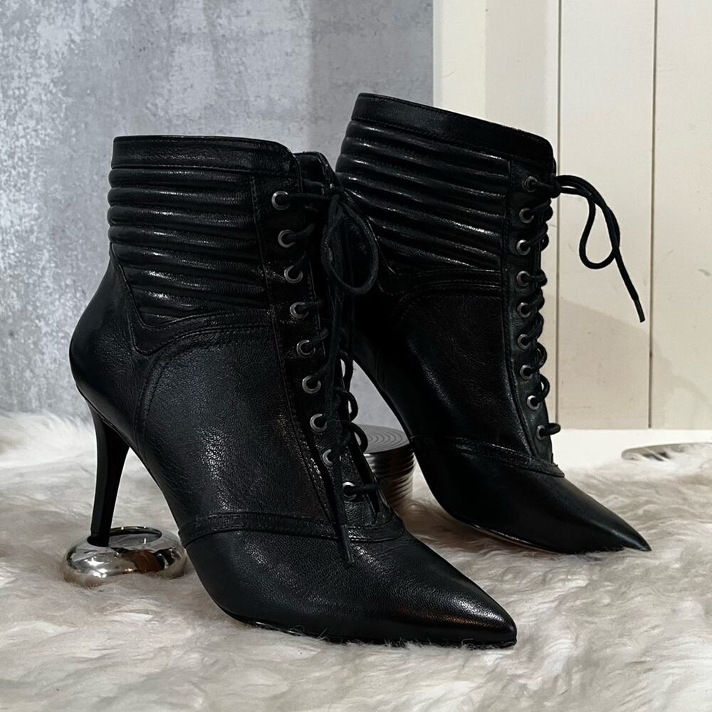Nine West Leather Lace-up Retro Granny Moto Ankle Stiletto Heeled Boots 5.5 NWOT - Picture 2 of 13